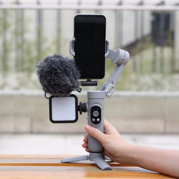 Трехосный стабилизатор AOCHUAN Professional Gimbal Stabilizer для Smartphone SMART X Серый (AOCHUAN-SMARTX-G) 49607 фото